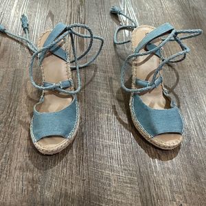 MERONA Wedge Shoes Target Merona Meredith Blue Canvas Platform Sandal Size 8